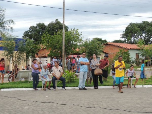 Entrega das bicicletas do programa pedala Piauí aos alunos da rede municipal de Curralinhos -PI - Imagem 40