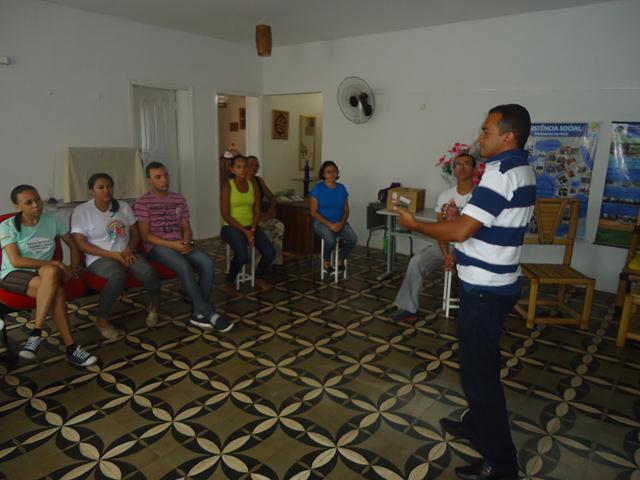 Secretária Municipal de Assistência Social (SMAS) realizou capacitação