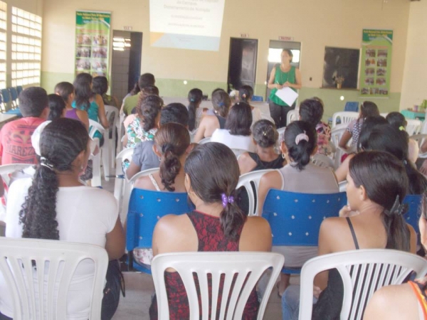 Merendeiras participam de curso de formação e treinamento.  - Imagem 4
