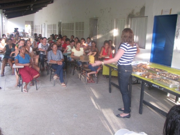 Prefeita Salete Rego participa de encerramento de curso oferecido a moradores da zona rural de Miguel Alves - Imagem 9