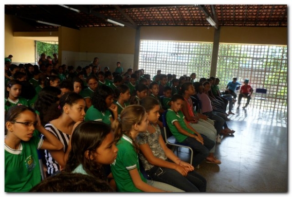 CREAS desenvolve Projeto CREAS : Protagonismo Juvenil  Combate as Drogas na  Unidade Escolar Manoel F. B. de Macedo - Imagem 5