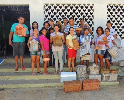 Programa da SEMAS promove oficina de reciclagem