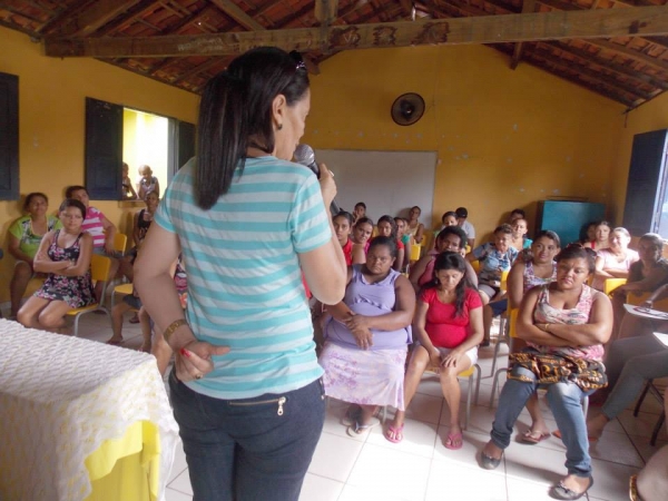 Reunião com pais da U.E. Adelaide Magalhães. - Imagem 4