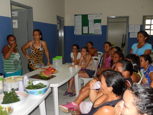 Palestra sobre alimentação saudável com nutricionista Nailma Fonseca - Imagem 2