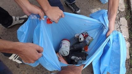 Campanha de combate à dengue em São João do Arraial segue com mutirão recolhendo lixo de ruas e quintais  - Imagem 4