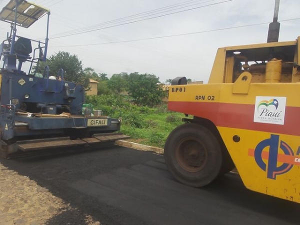 Obras de pavimentação asfáltica são iniciadas na cidade de São José do Divino-PI - Imagem 7