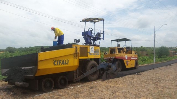 Obras de pavimentação asfáltica são iniciadas na cidade de São José do Divino-PI - Imagem 8