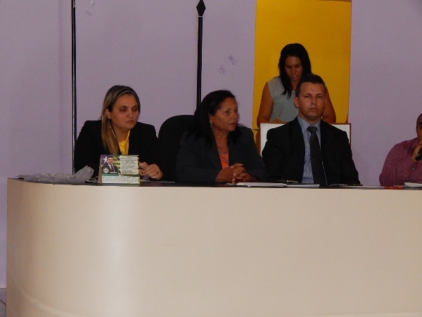 Vereadores de Lagoinha retornam aos Trabalhos para o ano de 2014 - Imagem 4