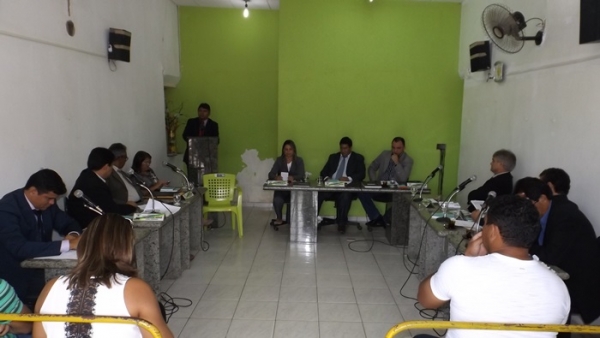 Prefeito Zé Henrique fala sobre  ações de 2013 e anuncia ações para 2014  - Imagem 9