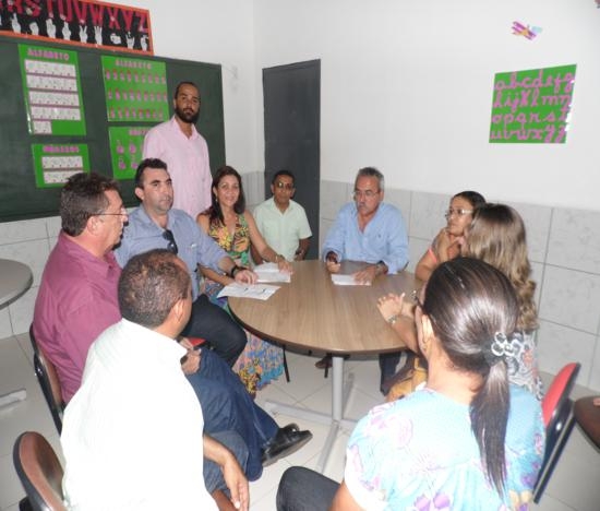 Professores e vereadores recebem secretários de educação e de desenvolvimento rural - Imagem 2