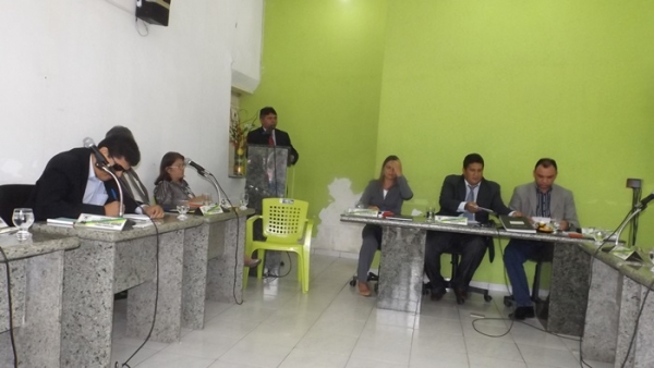 Prefeito Zé Henrique fala sobre  ações de 2013 e anuncia ações para 2014  - Imagem 13