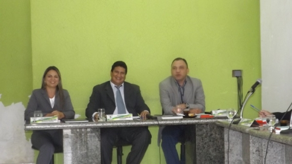 Prefeito Zé Henrique fala sobre  ações de 2013 e anuncia ações para 2014  - Imagem 16