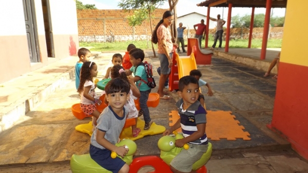 Entrega de mais uma reforma escolar dessa vez na Creche Tia Eulina - Imagem 5