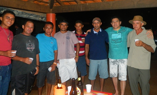 Empresário Paulo Gomes promoveu festa para autoridades políticas e populares em Mocambinho - Imagem 20