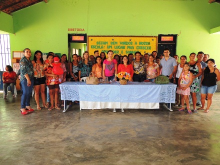 Neuma Café visita escolas e conversa com pais e professores