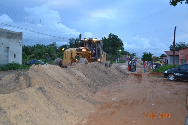 A obra de asfaltamento da PI 331 começa a receber aterro. - Imagem 10