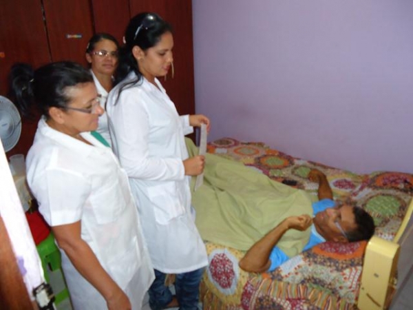 Dra.Liceidys Romero completamente adaptada na cidade de Ipiranga - Imagem 7