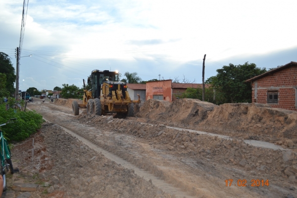 A obra de asfaltamento da PI 331 começa a receber aterro. - Imagem 41
