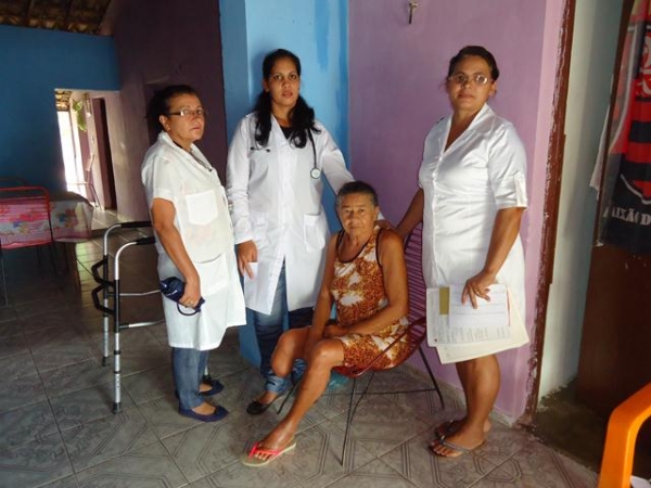 Dra.Liceidys Romero completamente adaptada na cidade de Ipiranga - Imagem 3