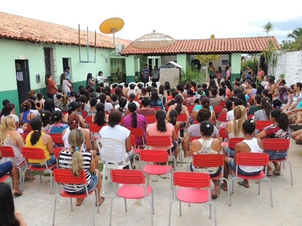 Neuma Café visita escolas e conversa com pais e professores - Imagem 2