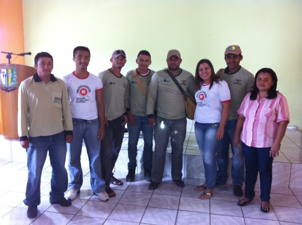Secretaria de Saúde de Boa Hora distribui uniformes para servidores. - Imagem 3