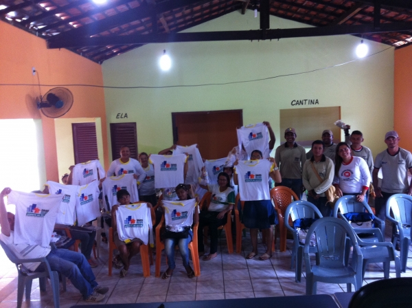 Secretaria de Saúde de Boa Hora distribui uniformes para servidores. - Imagem 8