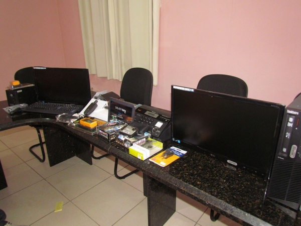 Prefeito Edílson Capote entrega equipamentos para a Secretaria da Defesa Civil - Imagem 1