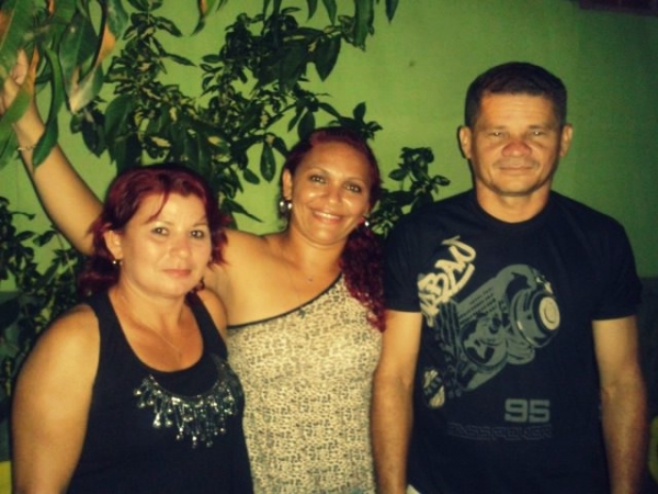 Marcela Urias comemora aniversário entre amigos e familiares. - Imagem 15