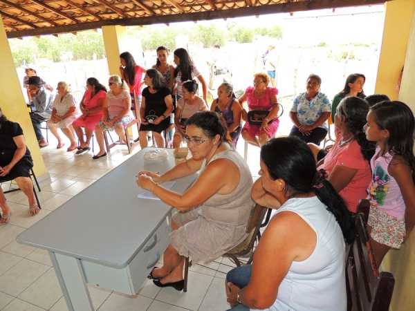 Prefeita Neuma Café, Raimundo Nonato e comitiva prestigiam evento religioso  - Imagem 6