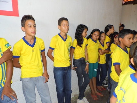 Prefeito Airton Veloso e secretária municipal de Educação, fazem entrega de bicicletas do programa pedala Piauí - Imagem 10