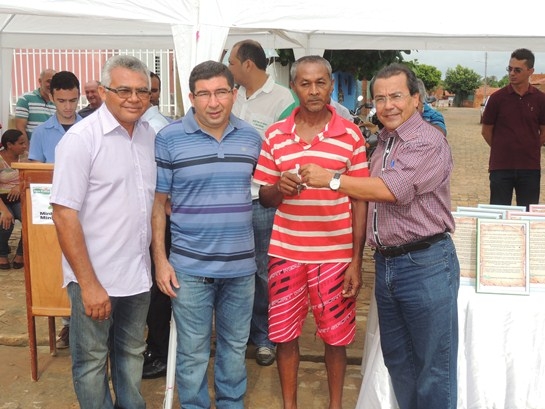 Água-branquenses são contemplados com casa própria - Imagem 23