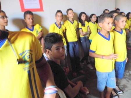 Prefeito Airton Veloso e secretária municipal de Educação, fazem entrega de bicicletas do programa pedala Piauí - Imagem 11