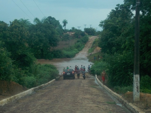 Chuvas caem em grande volume em Canavieira - Imagem 2