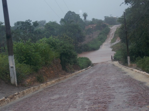 Chuvas caem em grande volume em Canavieira - Imagem 4