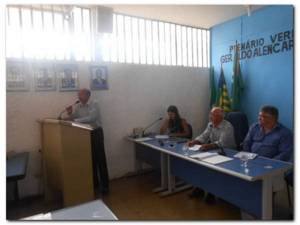 Dr. Moura deixa mensagem na abertura dos trabalhos do Legislativo para o ano de 2014 - Imagem 2