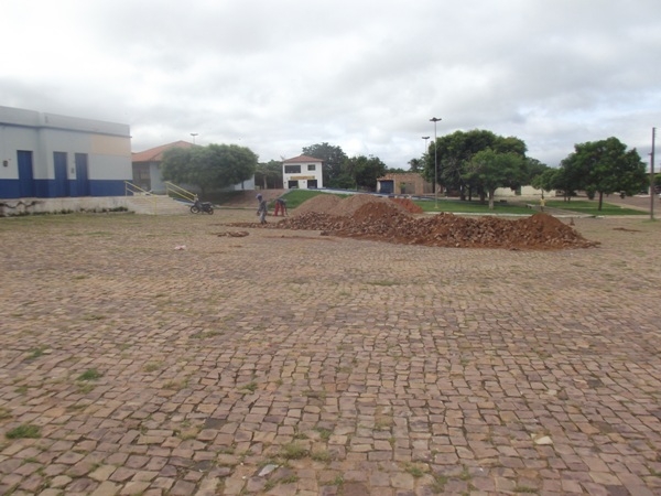 Prefeitura de Santa Rosa realiza obra para melhorar estrutura no centro da cidade - Imagem 4