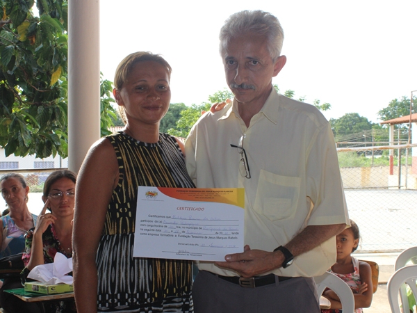 Prefeito participa de encerramento do Encontro Pedagógico 2014 - Imagem 12