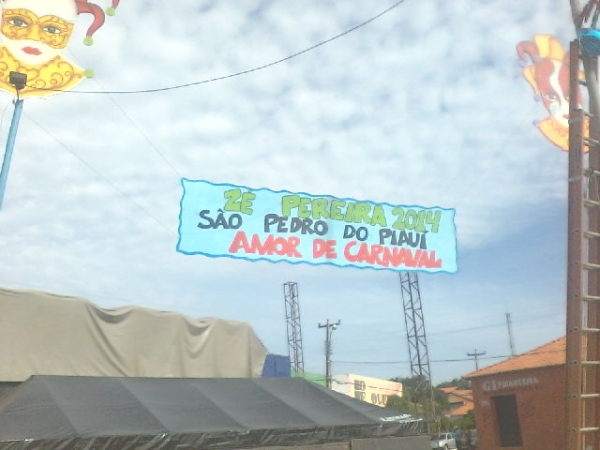Contagem regressiva para a maior festa carnavalesca do Médio Parnaíba Zé Pereira 2014 em São Pedro do Piauí - Imagem 2