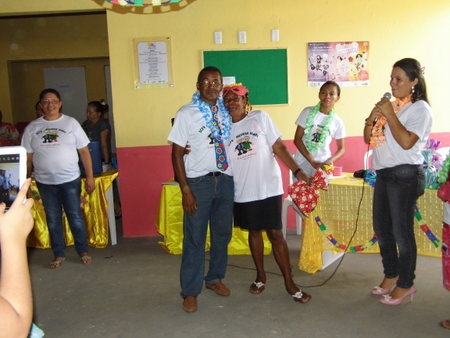 Encontro de dois grupos da melhor idade, termina em carnaval - Imagem 4