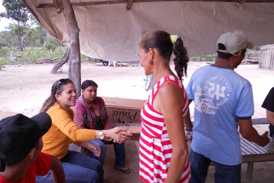Prefeita  Claudia lobo inicia entrega  de Bicicletas para alunos do município de currais - Imagem 45
