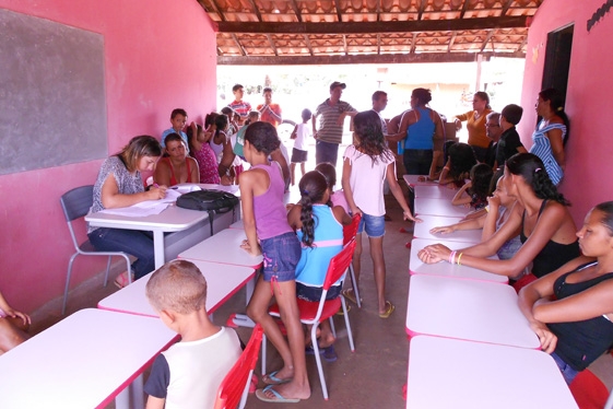 Prefeita  Claudia lobo inicia entrega  de Bicicletas para alunos do município de currais - Imagem 26