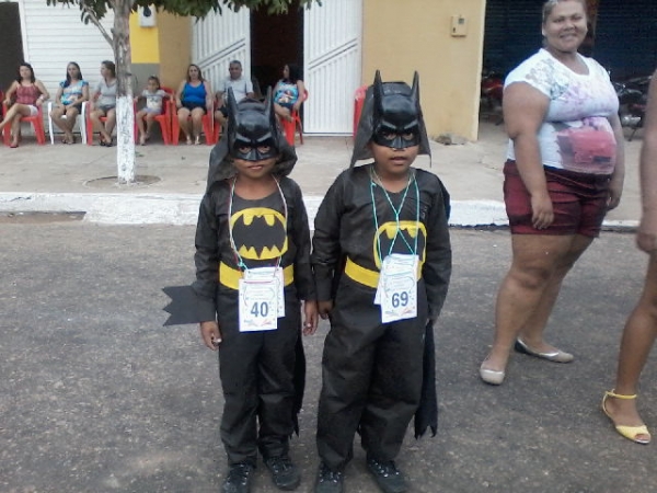 Fotos do corso do “Zé Pereira” de São Pedro do Piauí. - Imagem 2