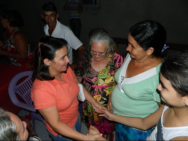 Prefeita Neuma Café passa o fim de semana visitando comunidades - Imagem 3