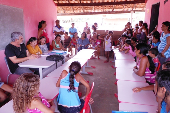 Prefeita  Claudia lobo inicia entrega  de Bicicletas para alunos do município de currais - Imagem 15