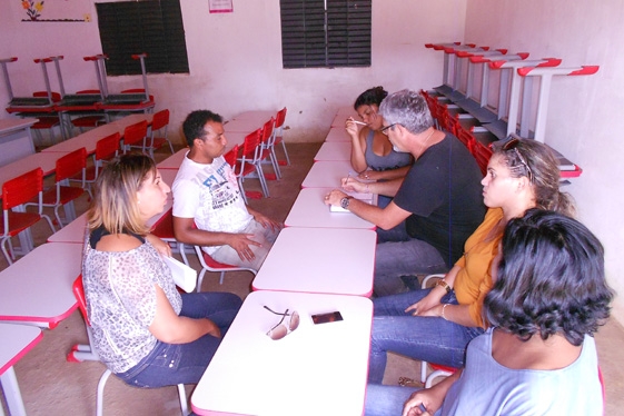 Prefeita  Claudia lobo inicia entrega  de Bicicletas para alunos do município de currais - Imagem 17