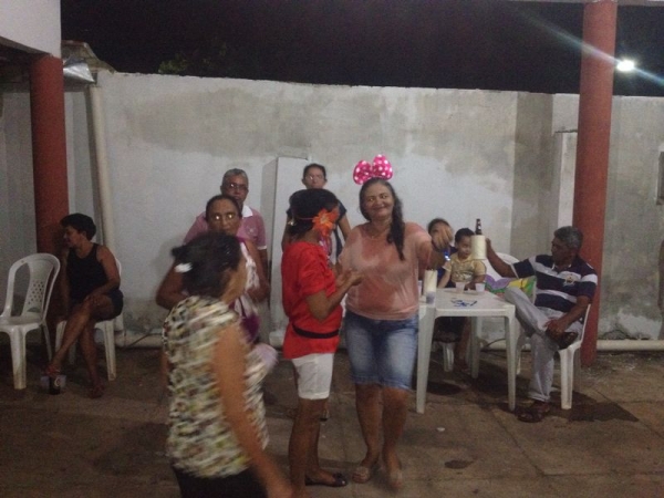 Baile de carnaval da terceira idade anima idosos em Barro Duro - Imagem 8