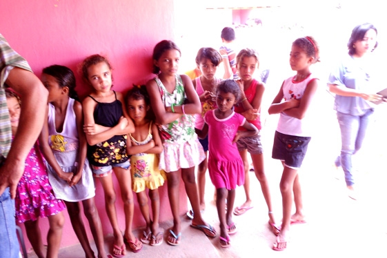 Prefeita  Claudia lobo inicia entrega  de Bicicletas para alunos do município de currais - Imagem 24