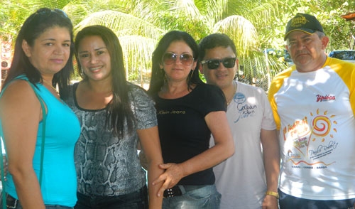 Agradecendo aos amigos e familiares que estiveram conosco em uma grande festa - Imagem 20