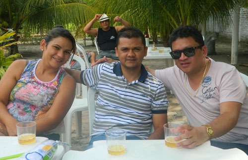 Agradecendo aos amigos e familiares que estiveram conosco em uma grande festa - Imagem 32