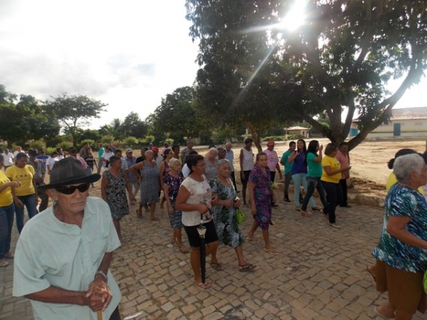 SMAS promove caminhada com idosos pelas ruas de  Canavieira  - Imagem 5